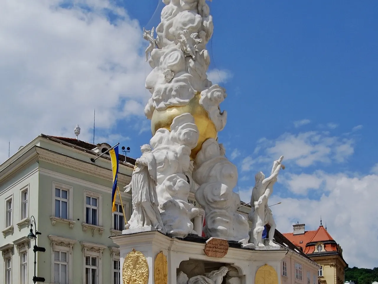 Hauptplatz & Trinity Column — Baden