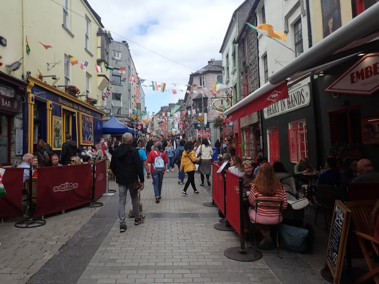 Quay Street & das Latin Quarter — Galway