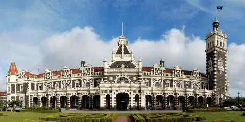 Dunedin Railway Station — Dunedin
