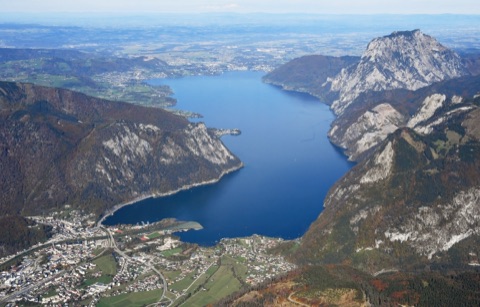 Traunsee Esplanade — Gmunden