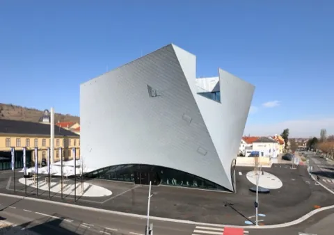 Galerie d'État de Basse-Autriche (Landesgalerie Niederösterreich) — Krems