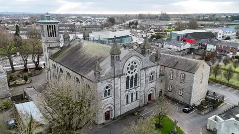 Église St Mary's — Navan