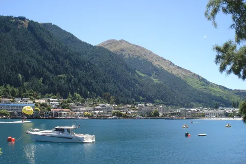 Queenstown Bay — Queenstown