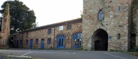 Tour Westgate — Wexford