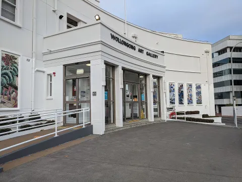Wollongong Art Gallery — Wollongong