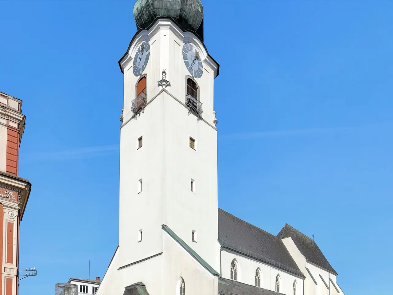 Parish Church of St. John (Stadtpfarrkirche Wels) — Wels